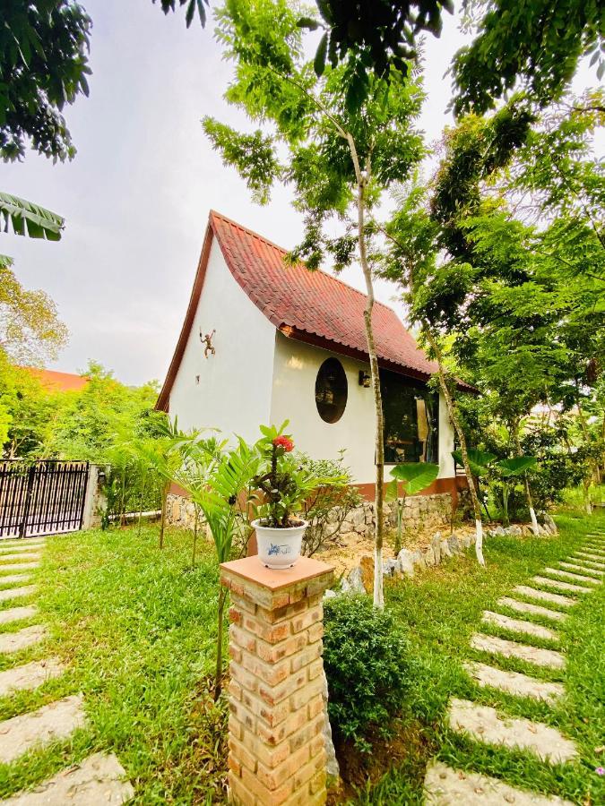 Tropical Valley Homestay - Villas Фонгня Экстерьер фото