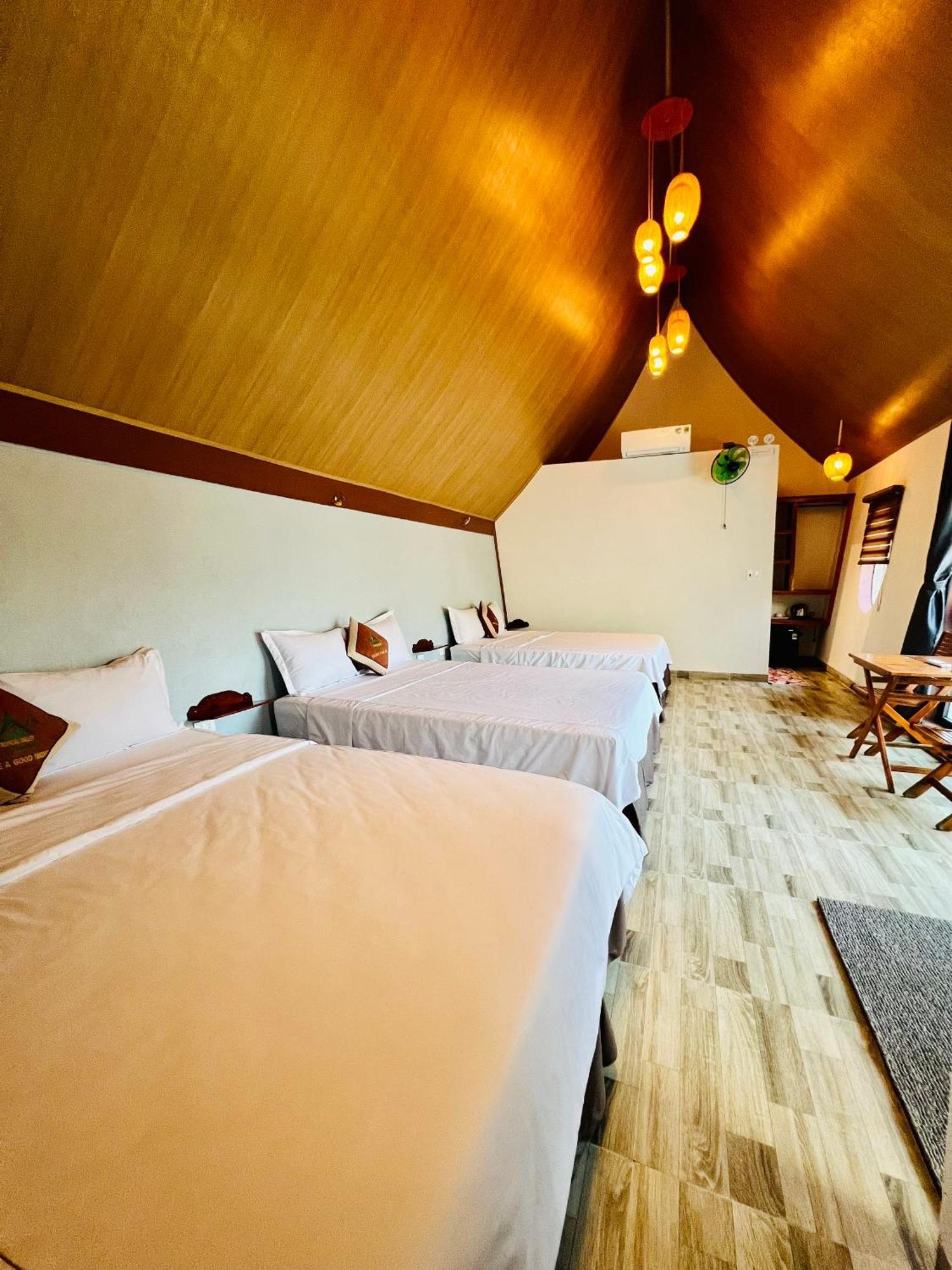Tropical Valley Homestay - Villas Фонгня Экстерьер фото
