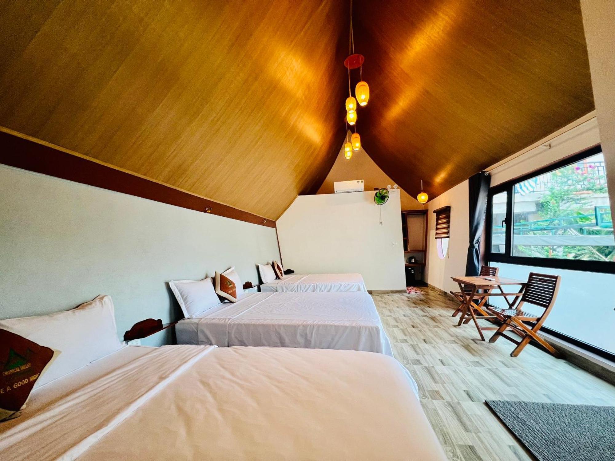 Tropical Valley Homestay - Villas Фонгня Экстерьер фото