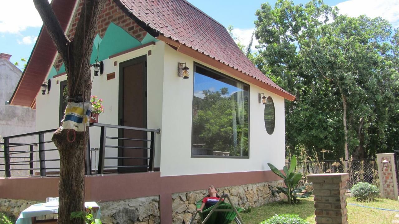Tropical Valley Homestay - Villas Фонгня Экстерьер фото