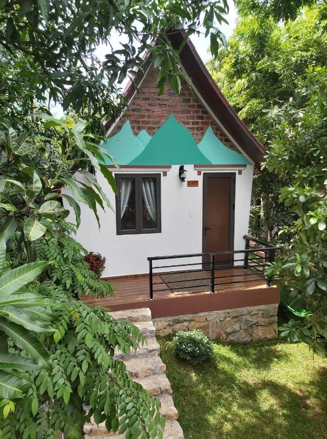 Tropical Valley Homestay - Villas Фонгня Экстерьер фото